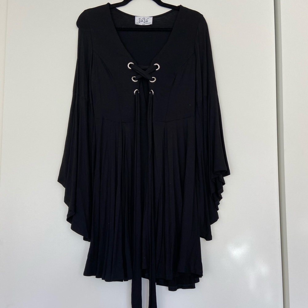 Black tie front dress